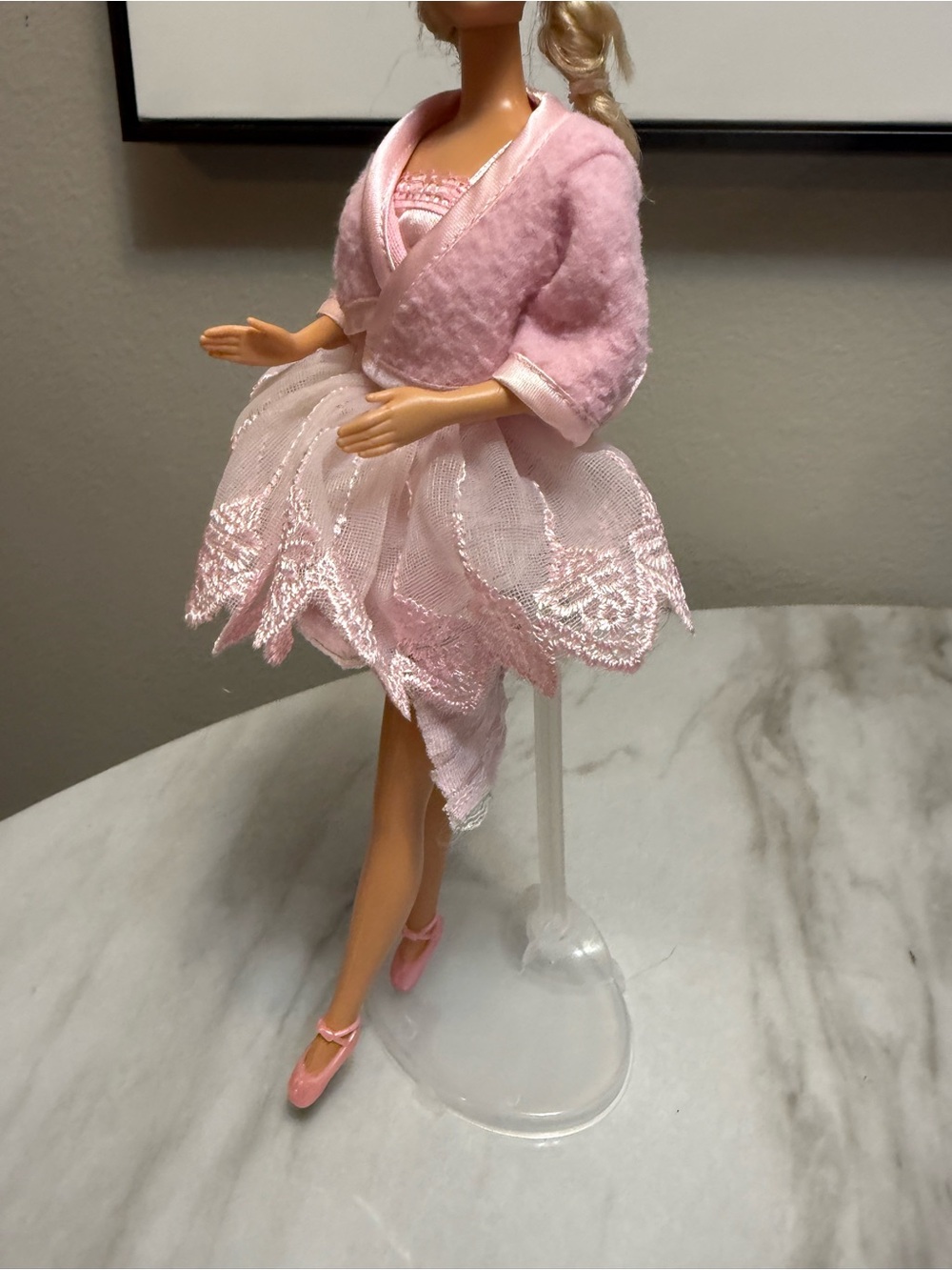 Barbie Mattel ballerina outfit pink tutu leotard pink fuzzy wrap doll included